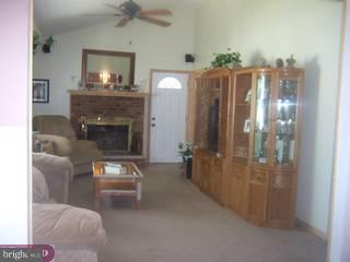 509 Valmore Road Fairless Hills, PA 19030 - Photo 3 of 6 Gallery Image 3