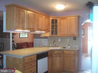 509 Valmore Road Fairless Hills, PA 19030 - Photo 4 of 6 Gallery Image 4
