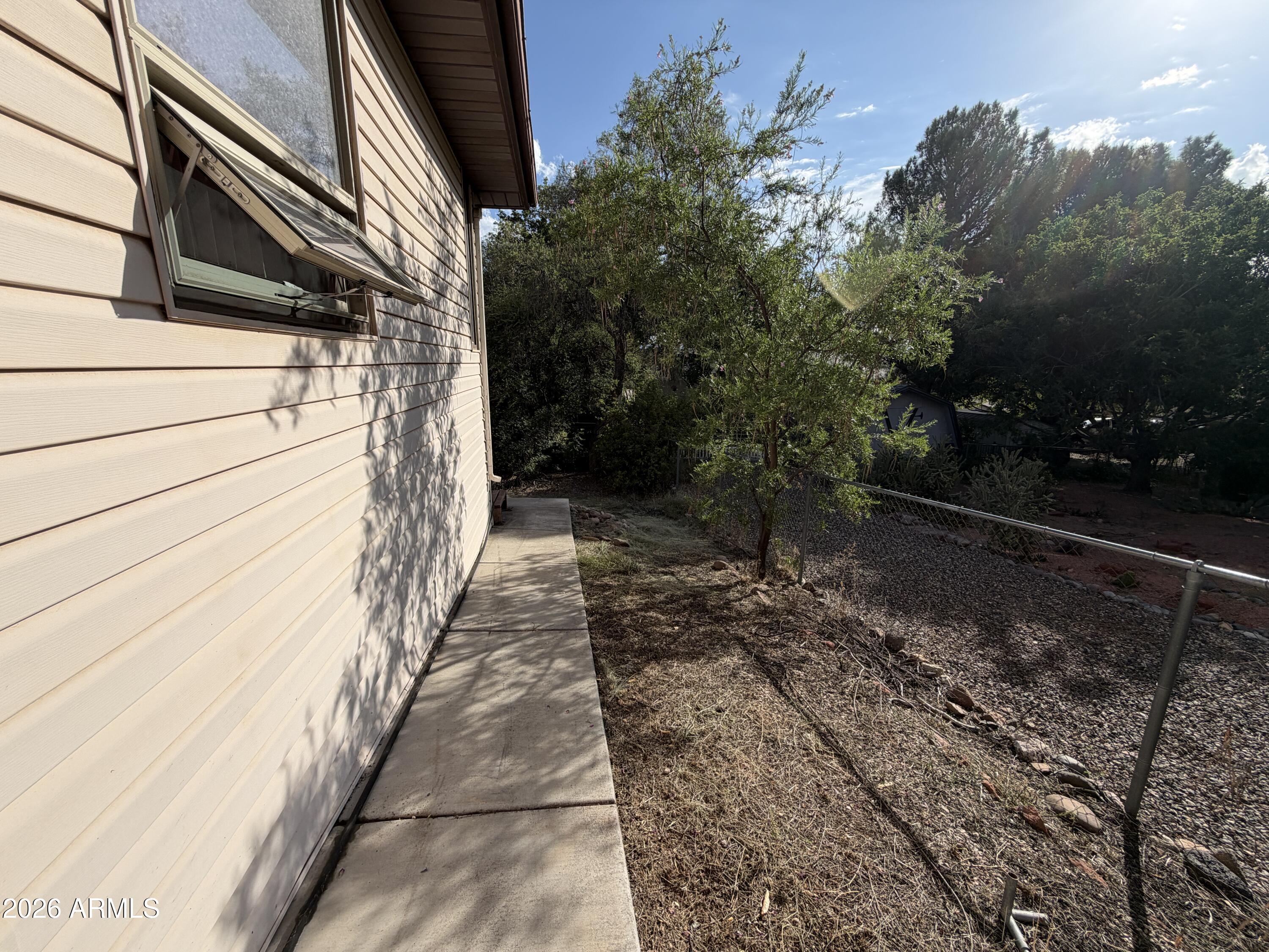 4042 East Pueblo Road Cottonwood, AZ 86326 - Photo 20 of 37 20260827_151322929_iOS