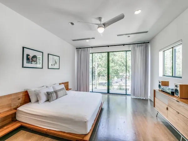 $5,595 | 1847 Euclid Avenue, Dallas, TX 75206