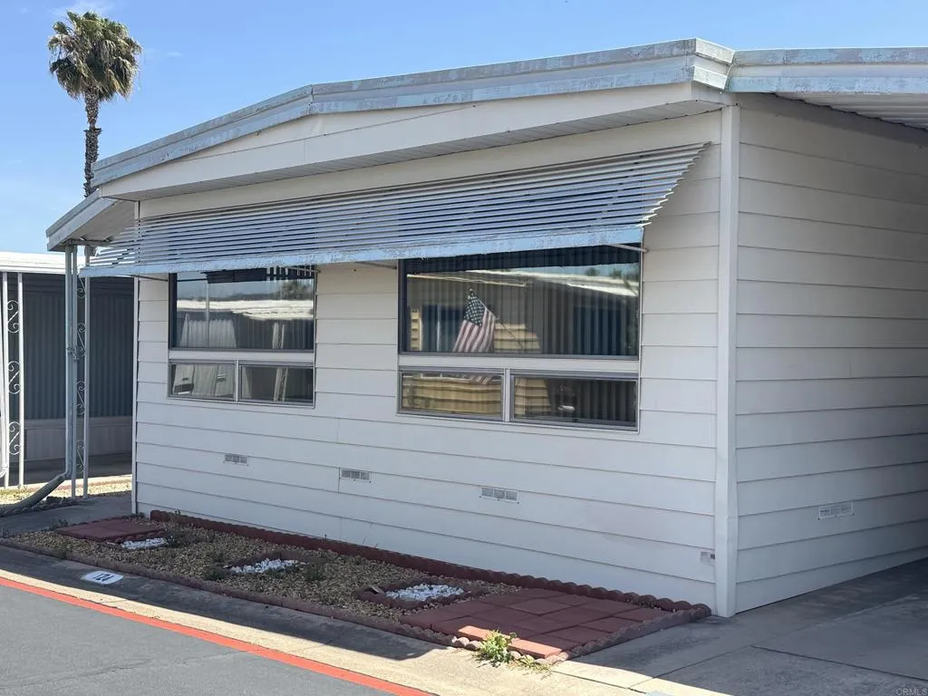 8301 Mission Gorge Road, Unit 124 Santee, CA 92071 - Photo 2 of 8