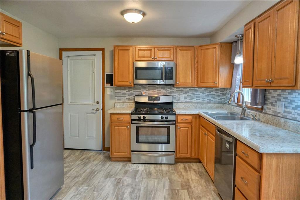 319 North Duffy Road Butler, PA 16001 - Photo 12 of 24 Gallery Image 12