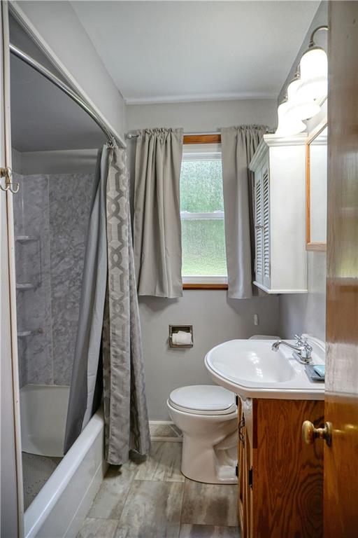 319 North Duffy Road Butler, PA 16001 - Photo 13 of 24 Gallery Image 13