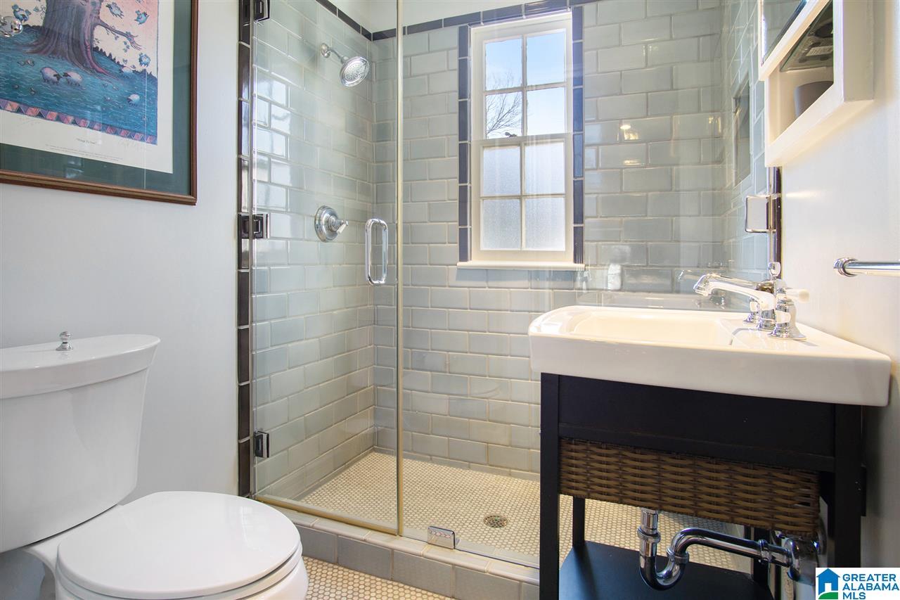 818 Essex Road Birmingham, AL 35222 - Photo 24 of 37