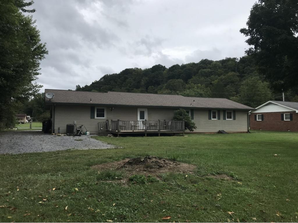 106 Burnett Road Elizabethton, TN 37643 - Photo 3 of 9 Photo 3