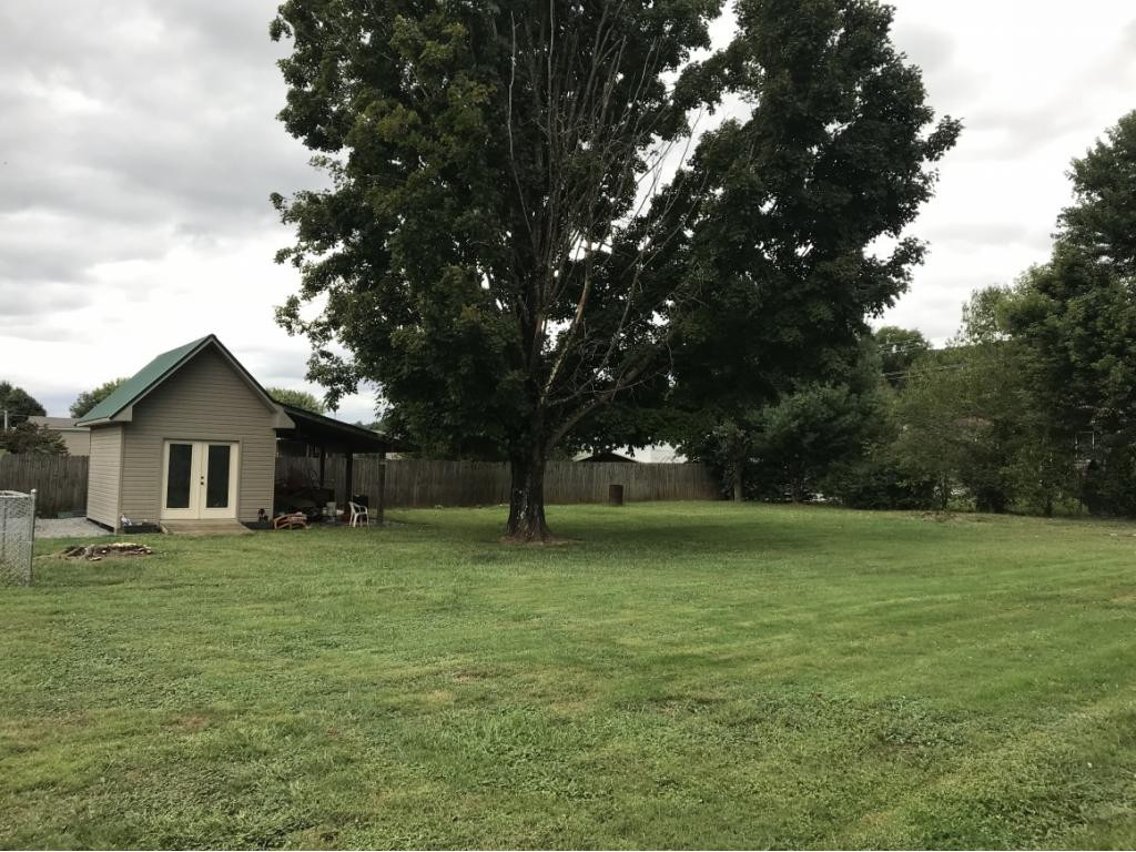 106 Burnett Road Elizabethton, TN 37643 - Photo 4 of 9 Photo 4