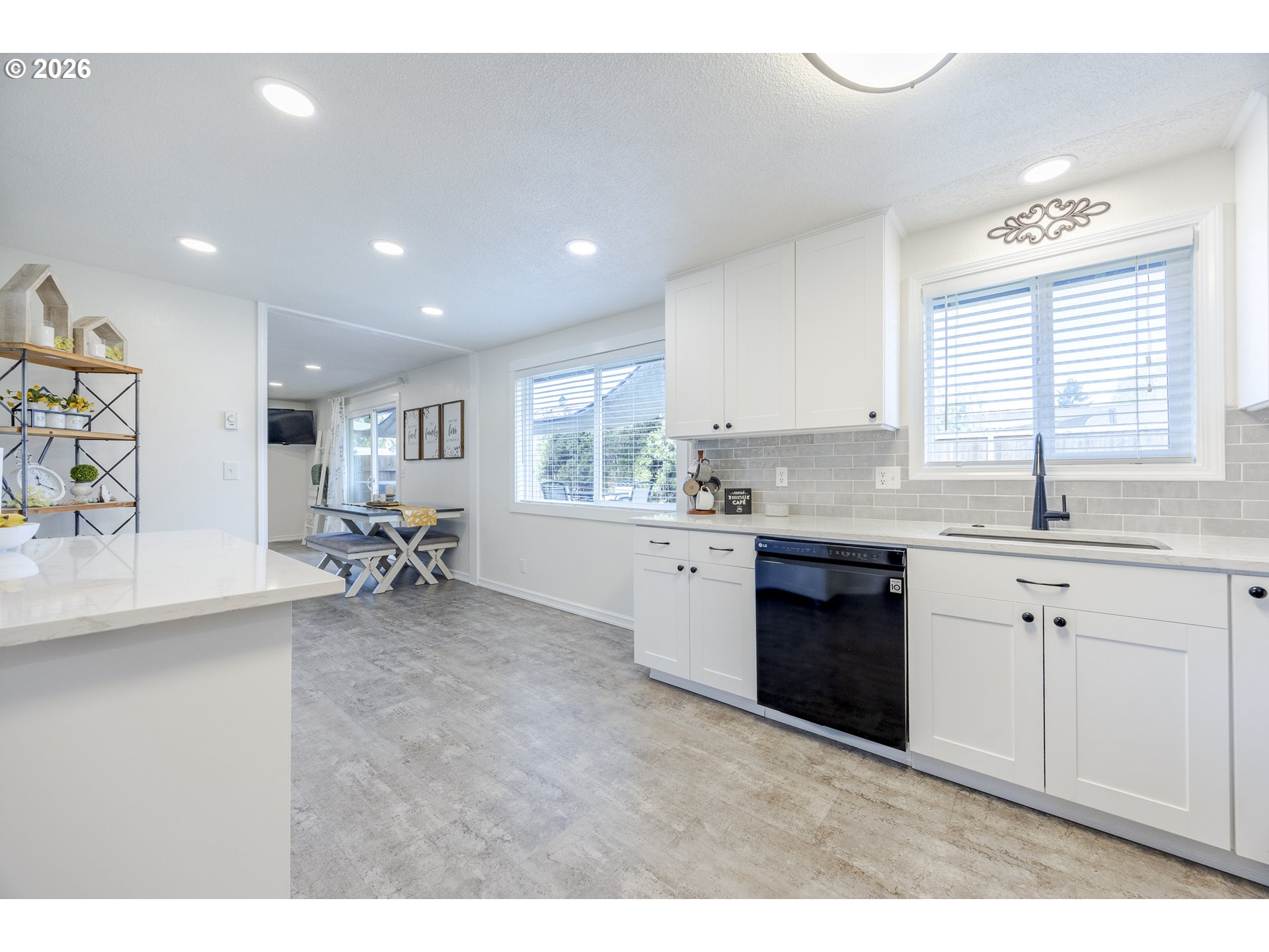 541 Durham Avenue Eugene, OR 97404 - Photo 9 of 47