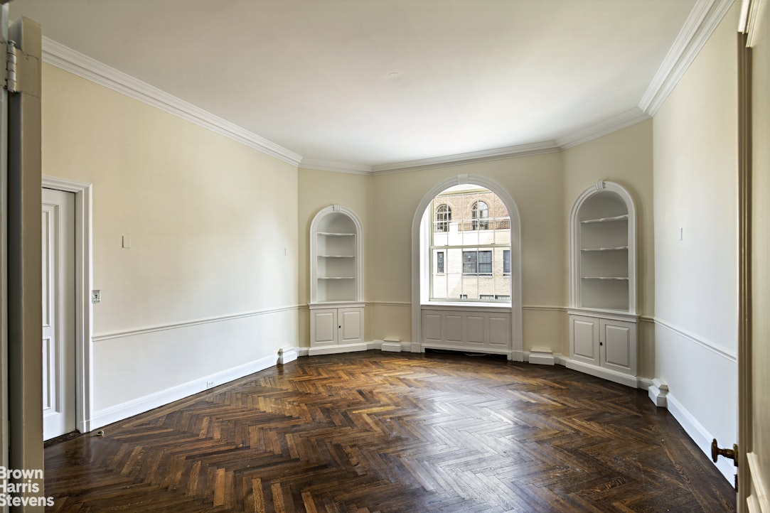 765 Park Avenue, Unit 14A1 Manhattan, NY 10021 - Photo 4 of 11