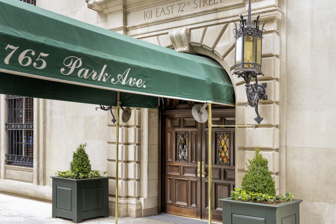 765 Park Avenue, Unit 14A1 Manhattan, NY 10021 - Photo 9 of 11