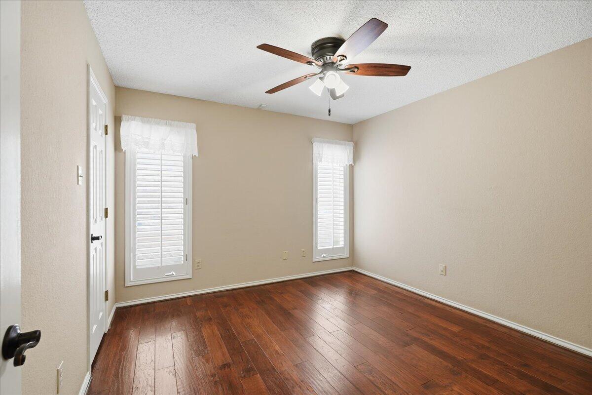 5512 83rd Street Lubbock, TX 79424 - Photo 28 of 39 33-5512_83rd_st_034