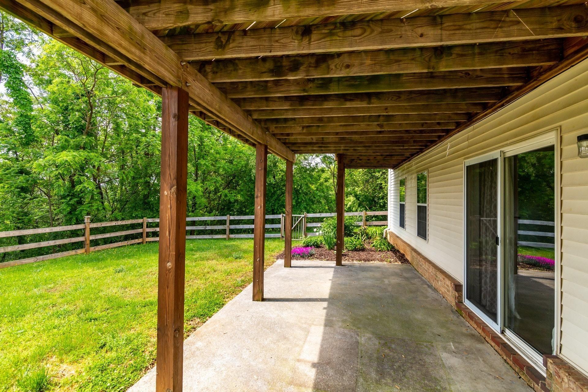 487 Olney Road Vinton, VA 24179 - Photo 48 of 54 Patio
