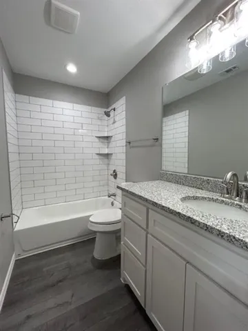 $492,000 | 406 Bonham Street, Tom Bean, TX 75491