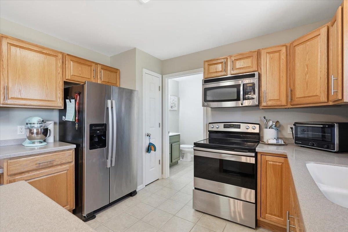204 Temple Court Mount Horeb, WI 53572 - Photo 11 of 41