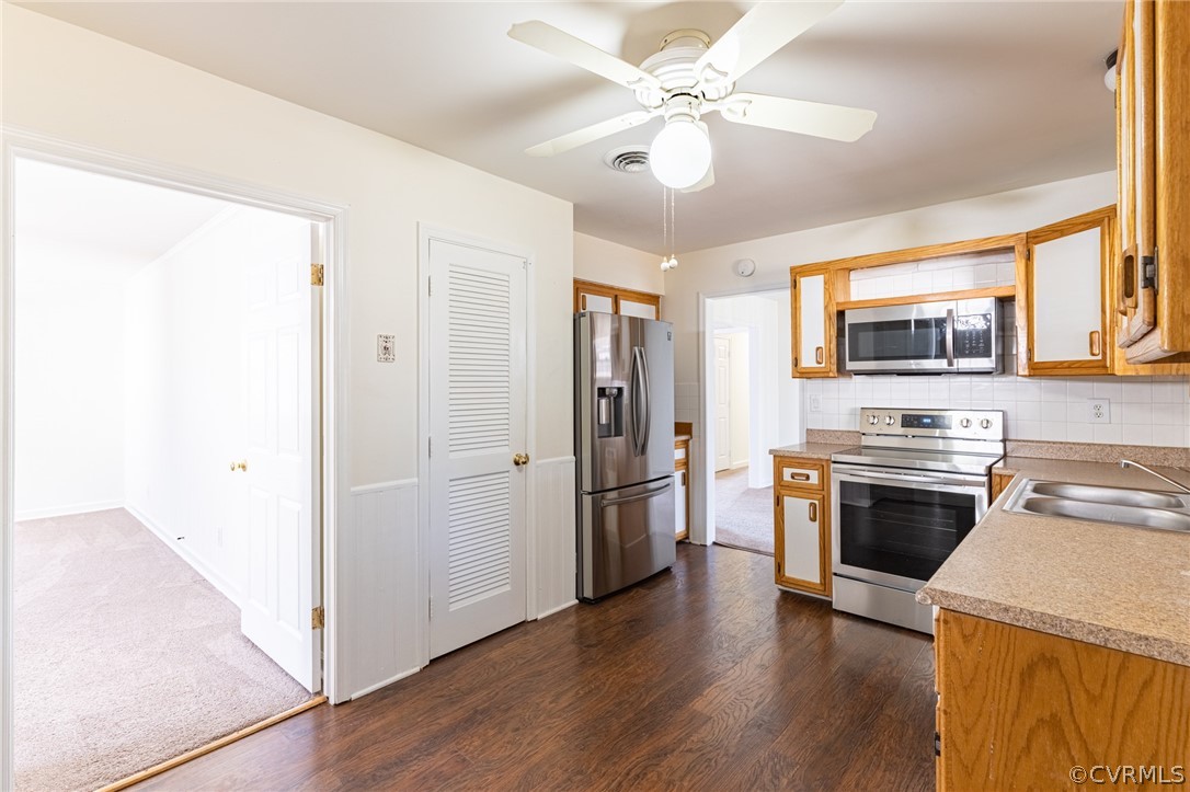 105 Huntington Road Colonial Heights, VA 23834 - Photo 10 of 29 Gallery Image 10