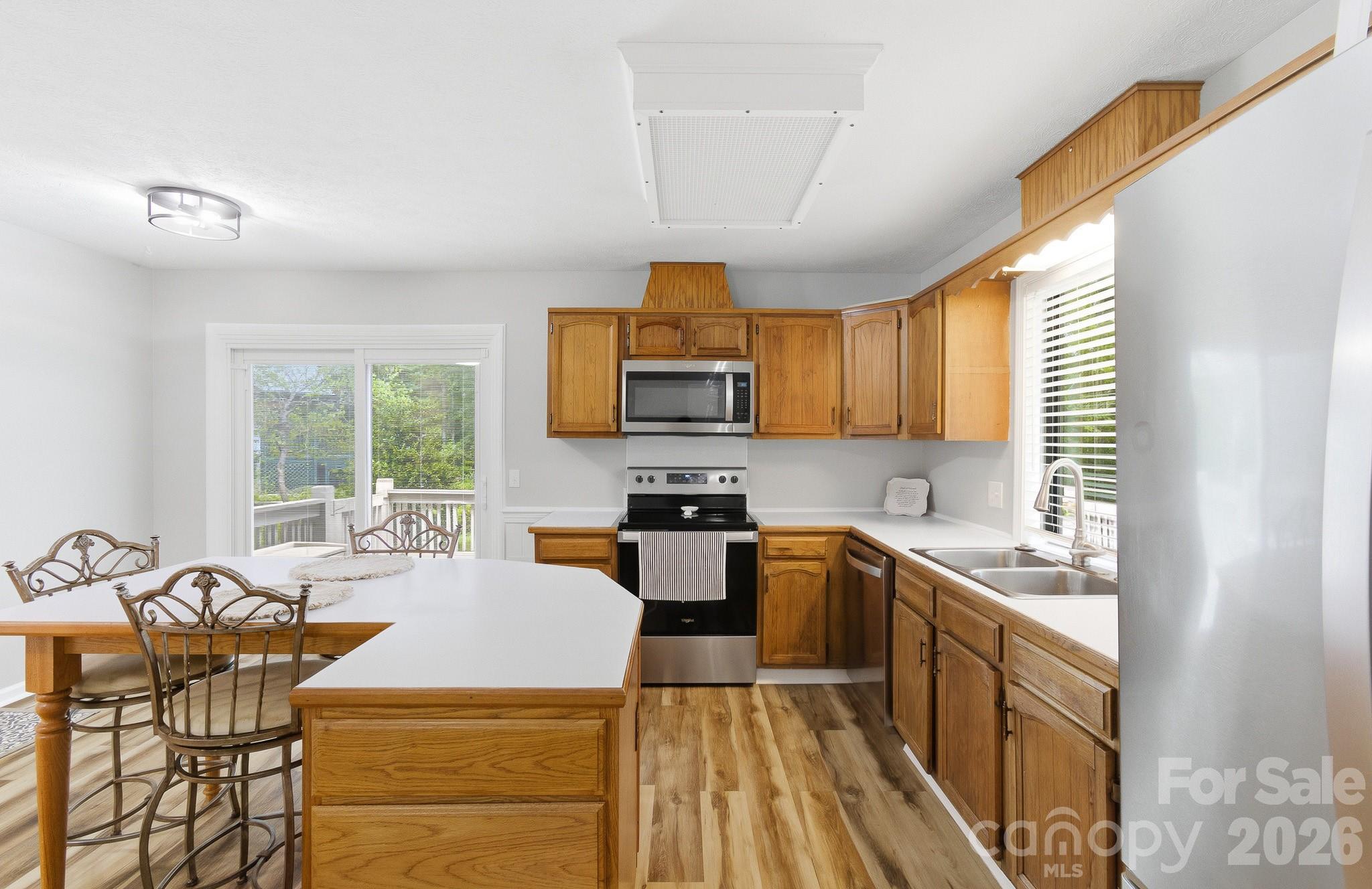 3020 Chestnut Tree Road Hendersonville, NC 28792 - Photo 12 of 48 Gallery Image 12