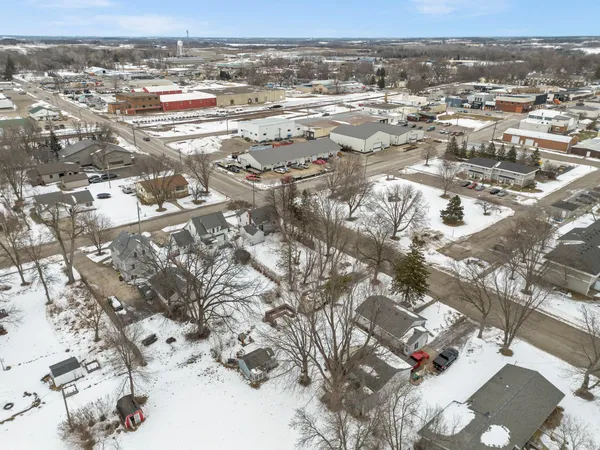 $199,999 | 300 3rd Street Southwest, Cokato, MN 55321