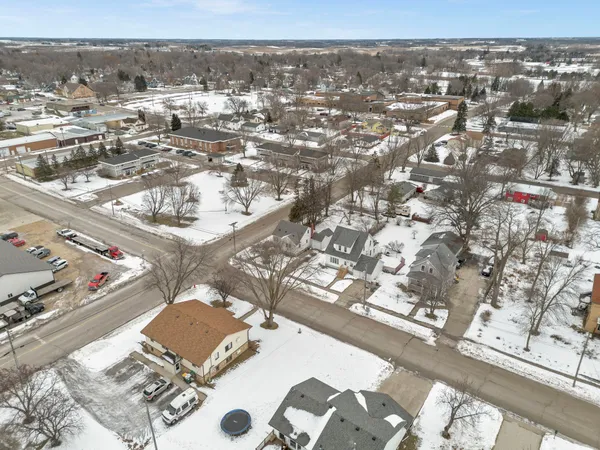 $199,999 | 300 3rd Street Southwest, Cokato, MN 55321