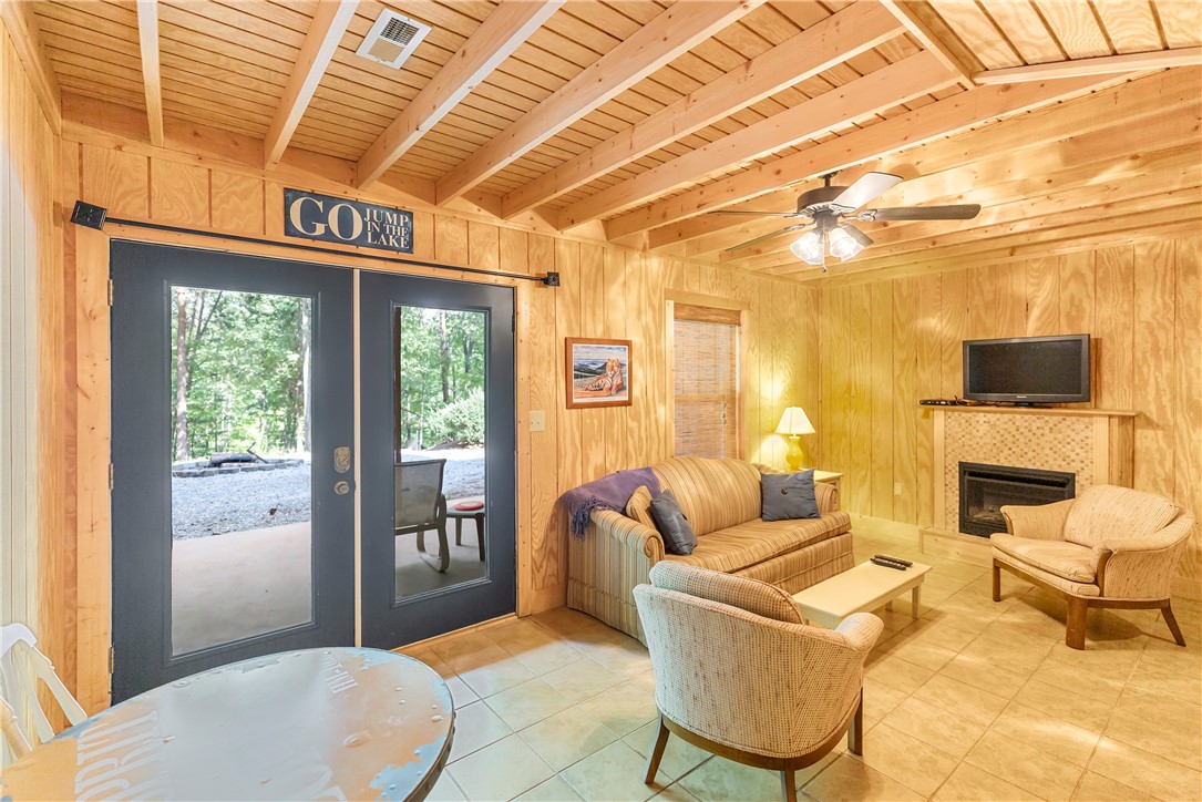2034 Riley Road Seneca, SC 29678 - Photo 21 of 29 Gallery Image 21