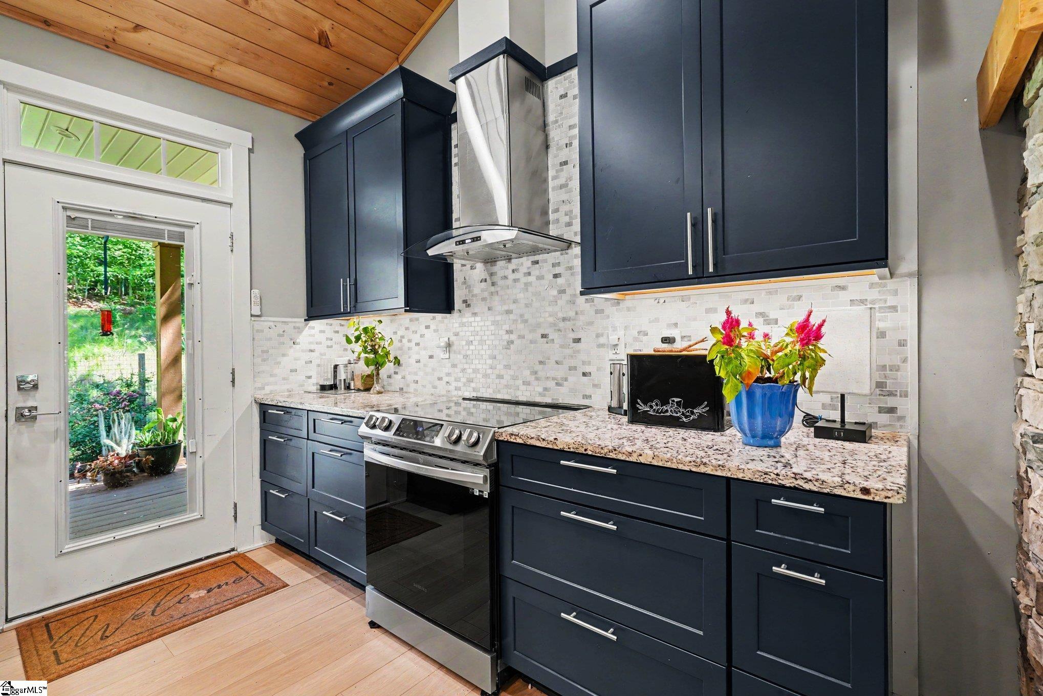1241 Hayes Road Columbus, NC 28722 - Photo 14 of 31