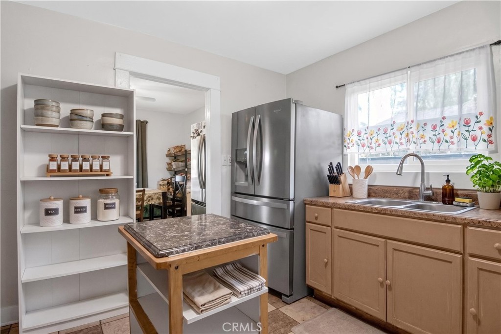 1132 Calhoun Street Redlands, CA 92374 - Photo 11 of 34 virtually staged, enhanced