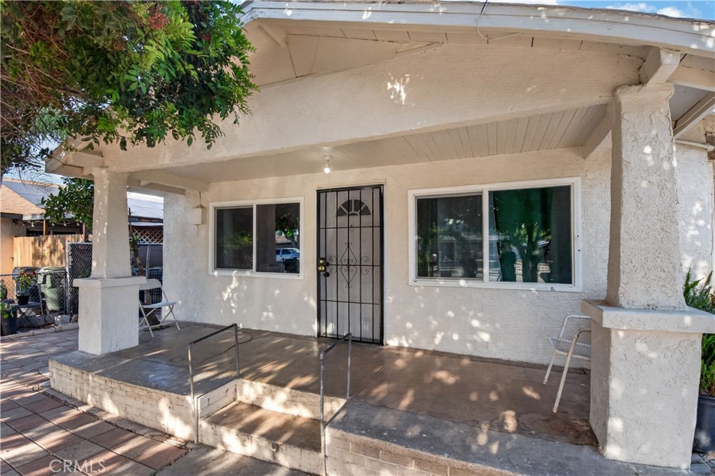 1132 Calhoun Street Redlands, CA 92374 - Photo 5 of 34