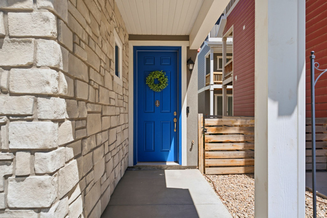 7565 Grahm Lane Midvale, UT 84047 - Photo 4 of 53
