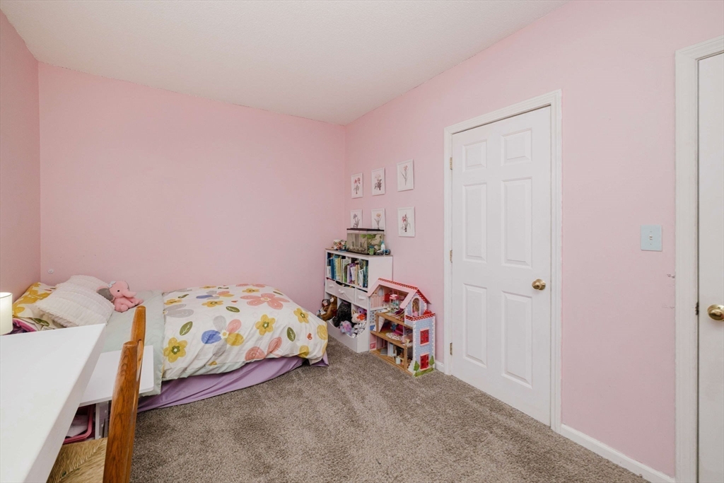 464 Bank Street, Unit 10 Fall River, MA 02720 - Photo 11 of 22