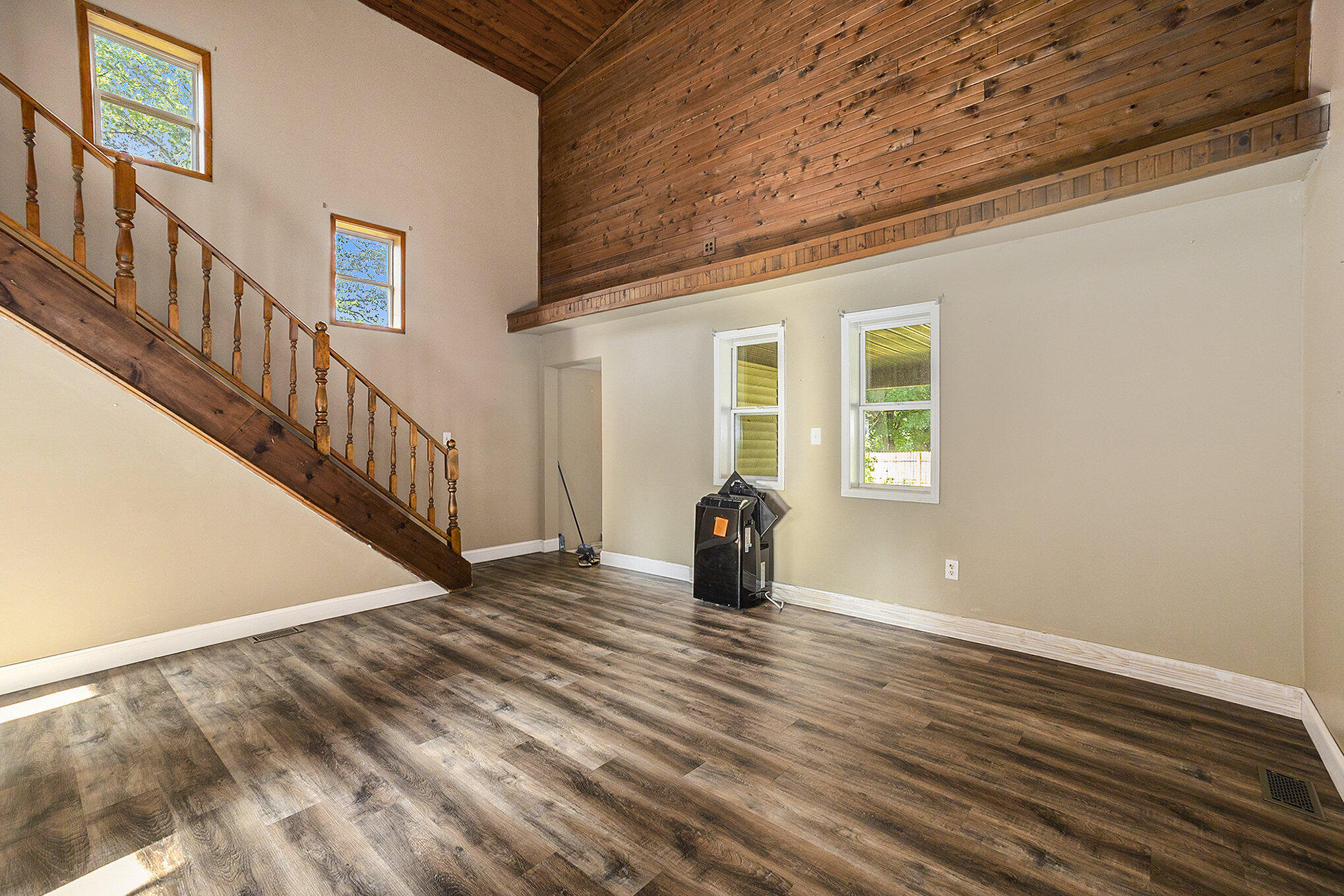 5791 Hall Road Muskegon, MI 49442 - Photo 8 of 30 006_42a0681