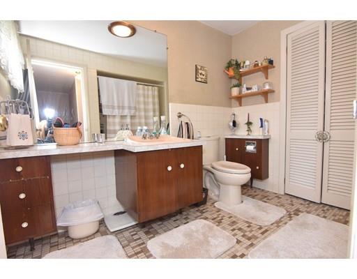 19 Columbia Road Medford, MA 02155 - Photo 8 of 15 Gallery Image 8