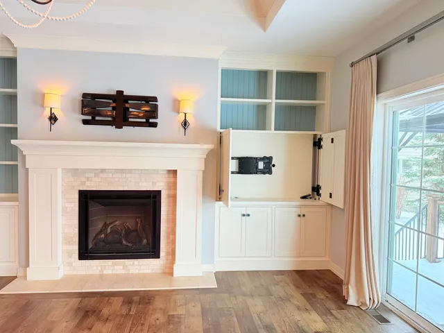 $475,000 | 1853 Swan Road, De Pere, WI 54115