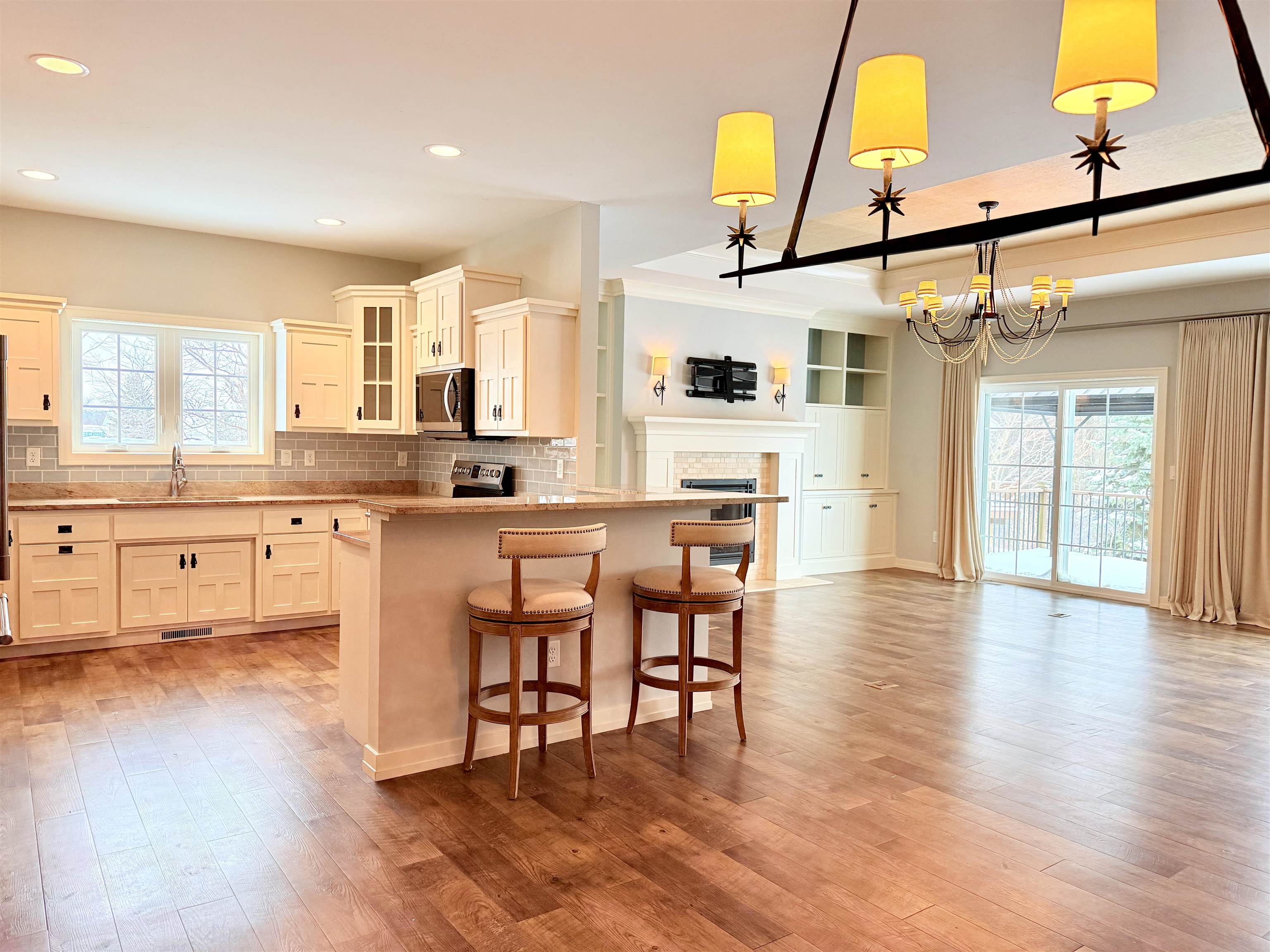 1853 Swan Road De Pere, WI 54115 - Photo 14 of 56