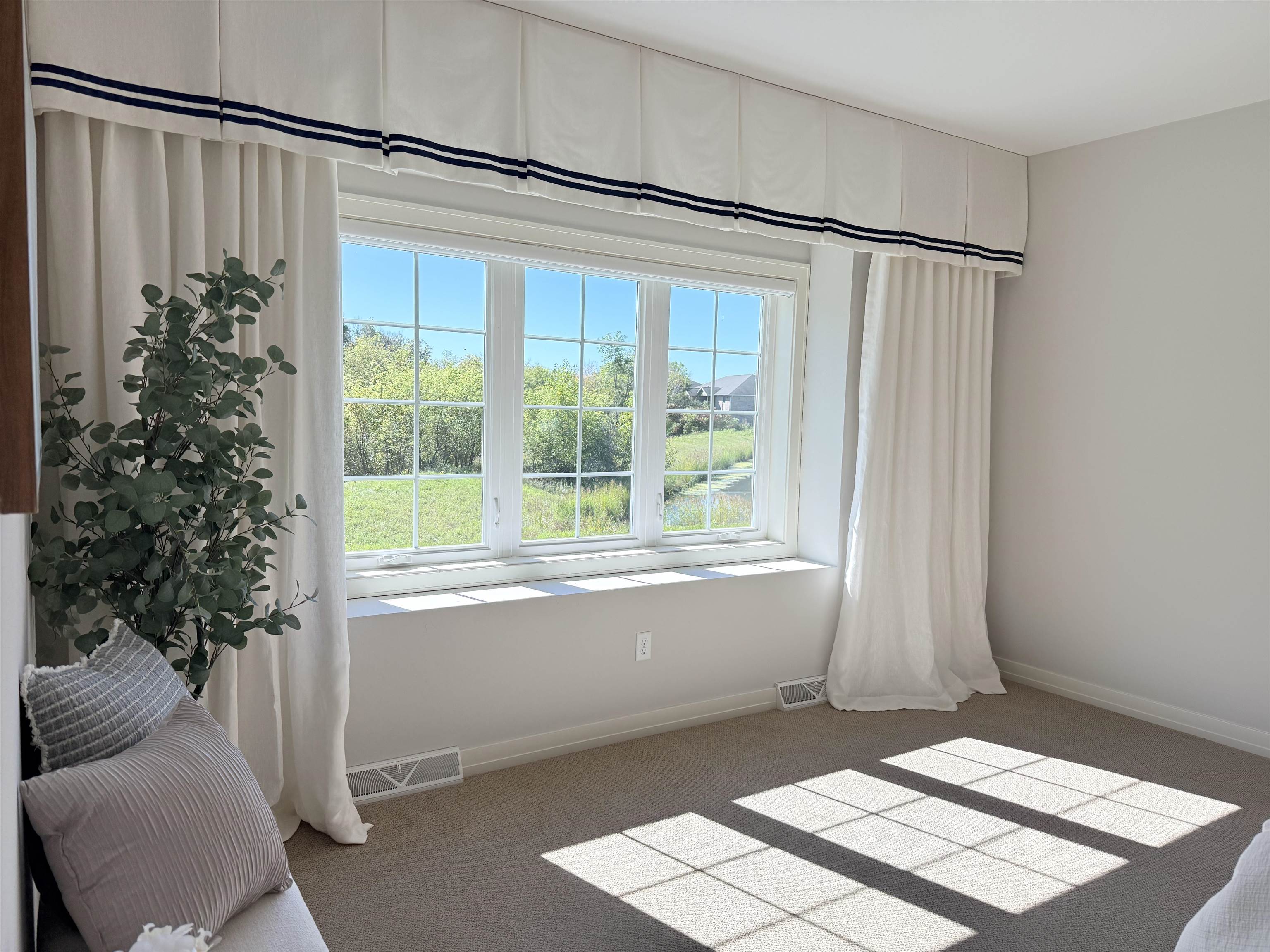 1853 Swan Road De Pere, WI 54115 - Photo 21 of 56