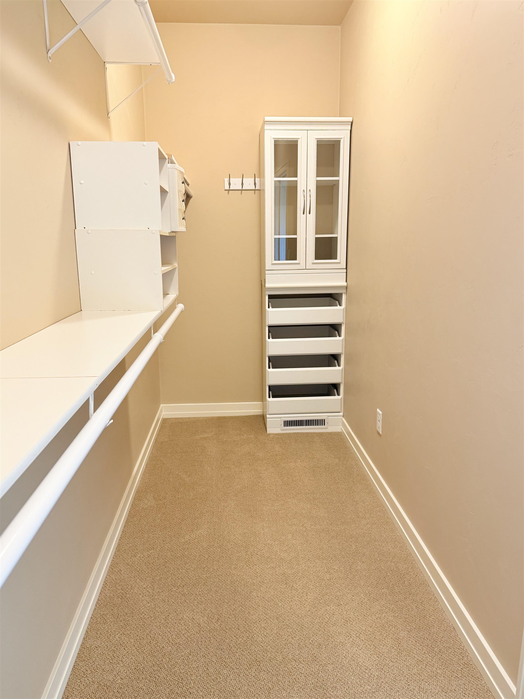 1853 Swan Road De Pere, WI 54115 - Photo 29 of 56