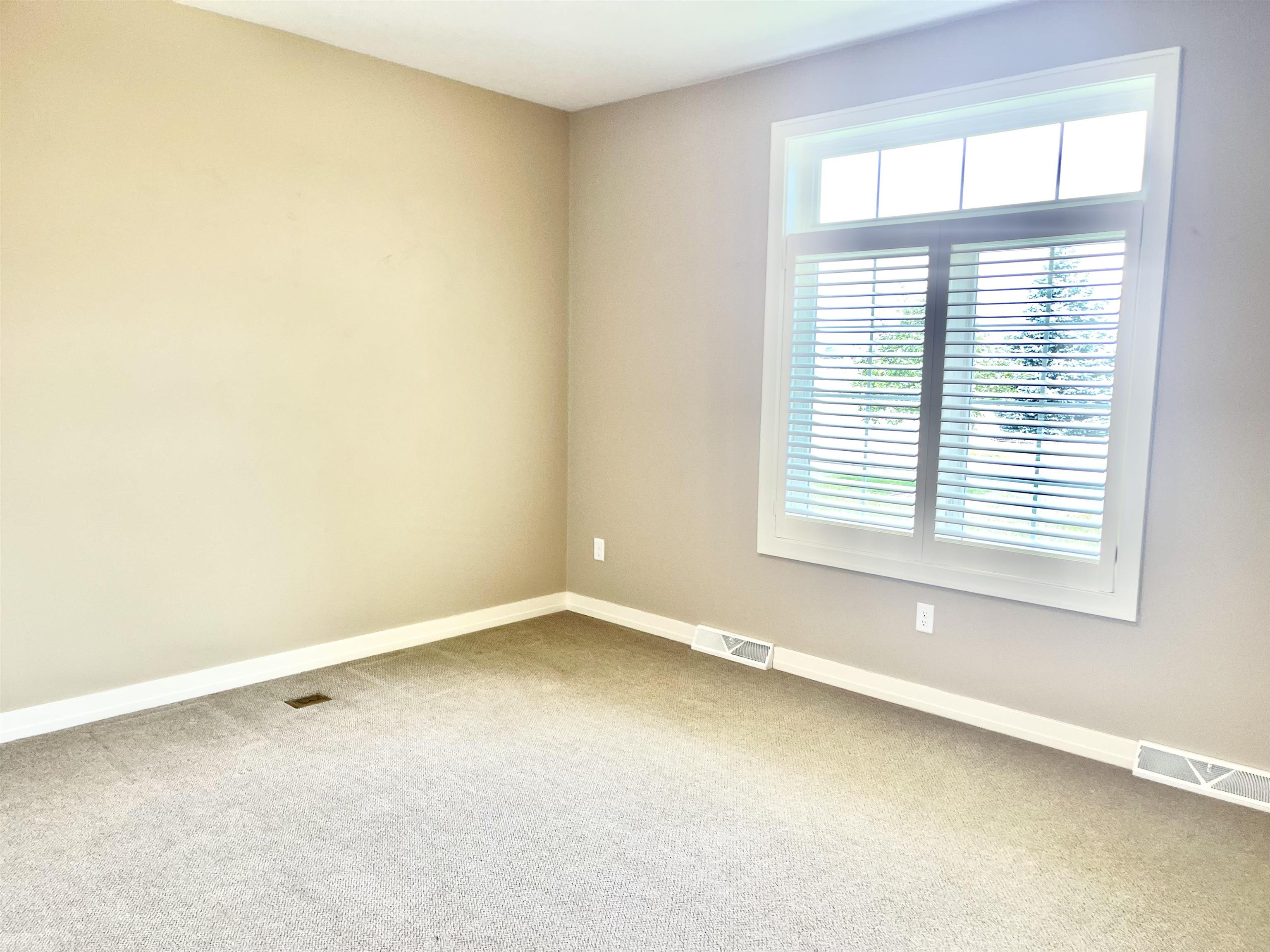 1853 Swan Road De Pere, WI 54115 - Photo 33 of 56