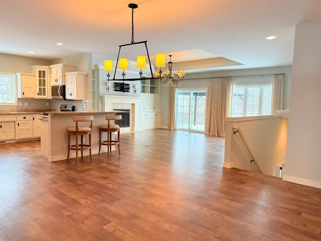 $475,000 | 1853 Swan Road, De Pere, WI 54115