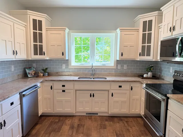 $499,900 | 1853 Swan Road, De Pere, WI 54115