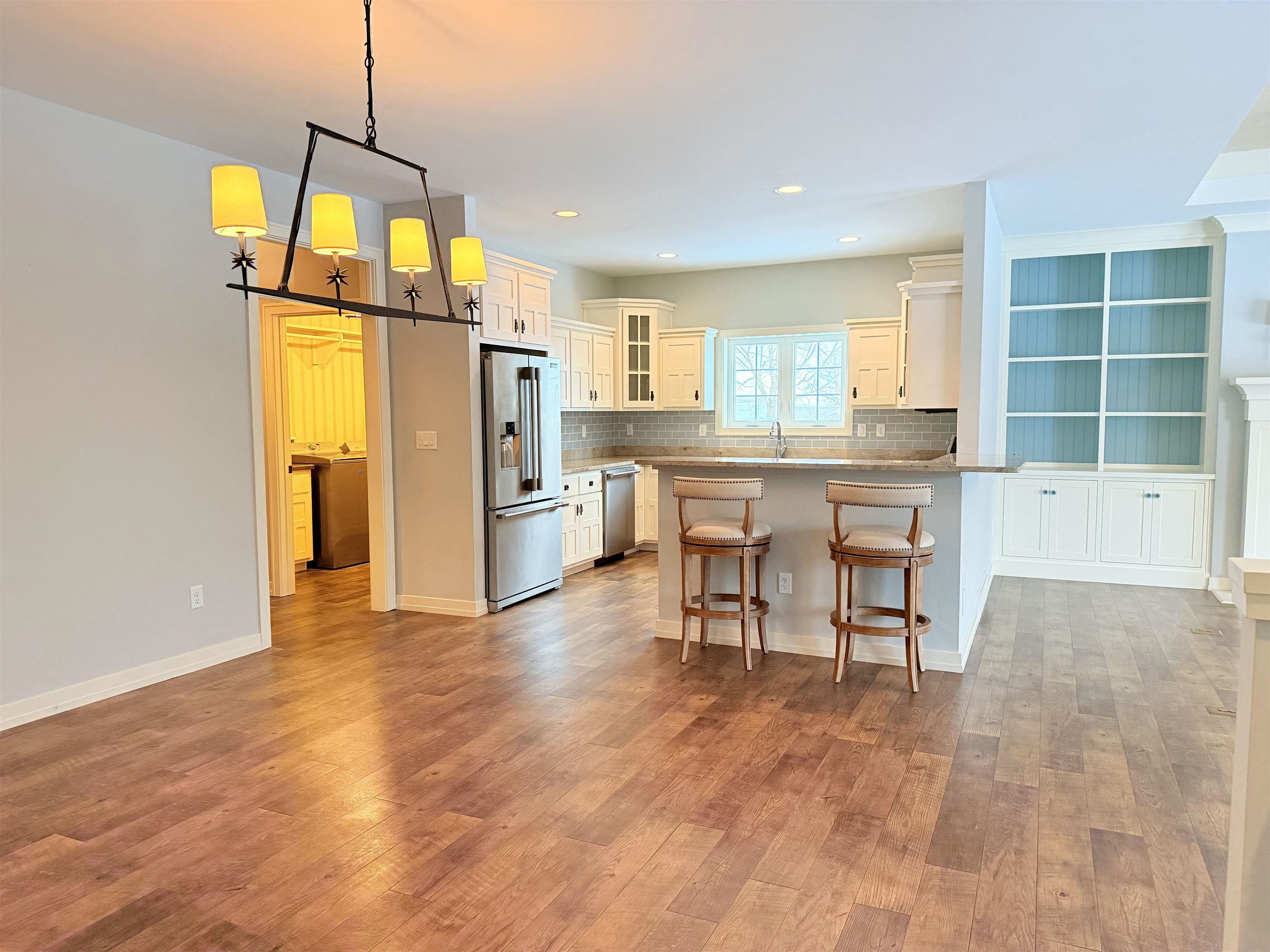 1853 Swan Road De Pere, WI 54115 - Photo 8 of 56