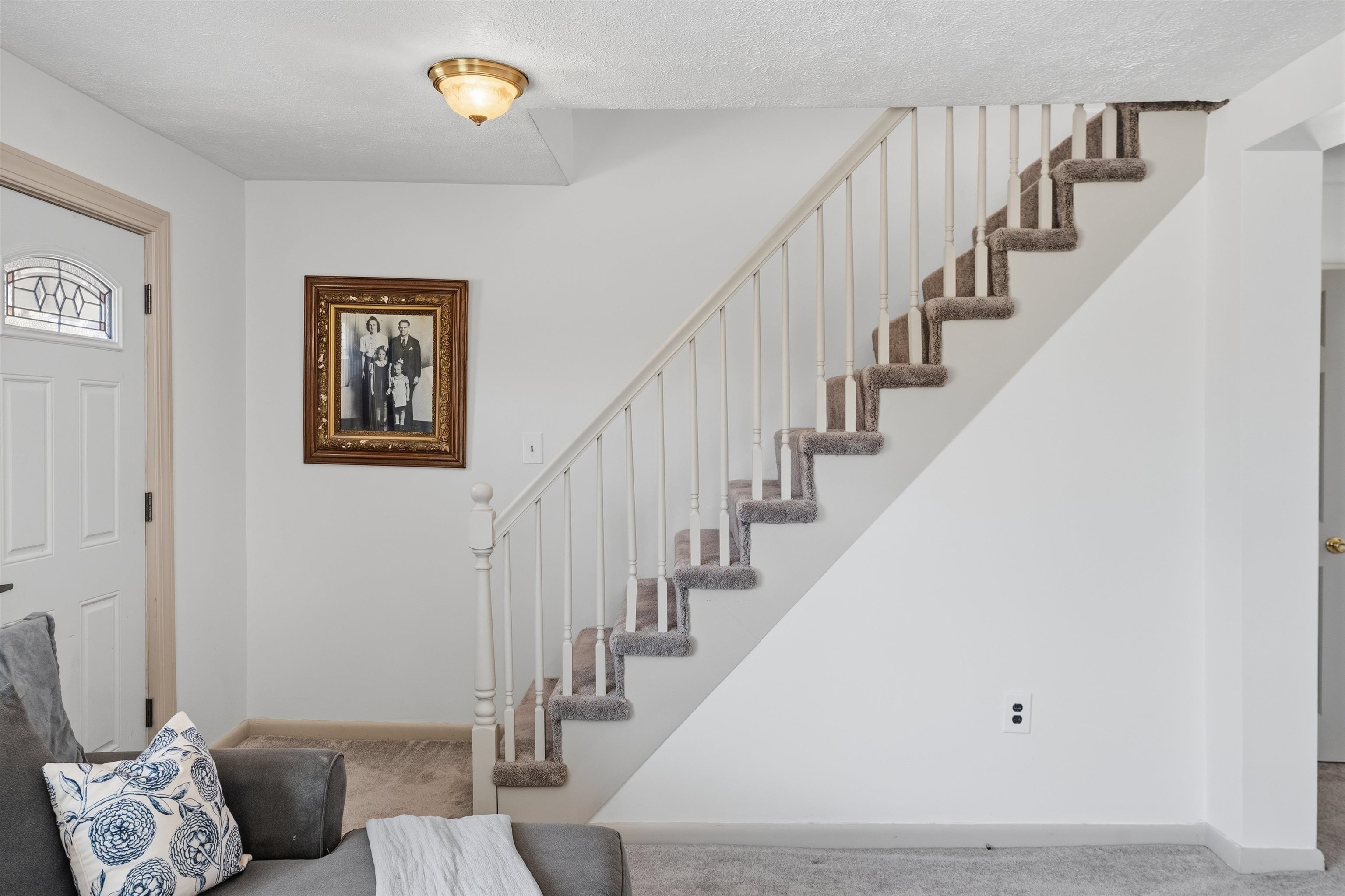 506 Mammoth Road Londonderry, NH 03053 - Photo 13 of 38 Gallery Image 13