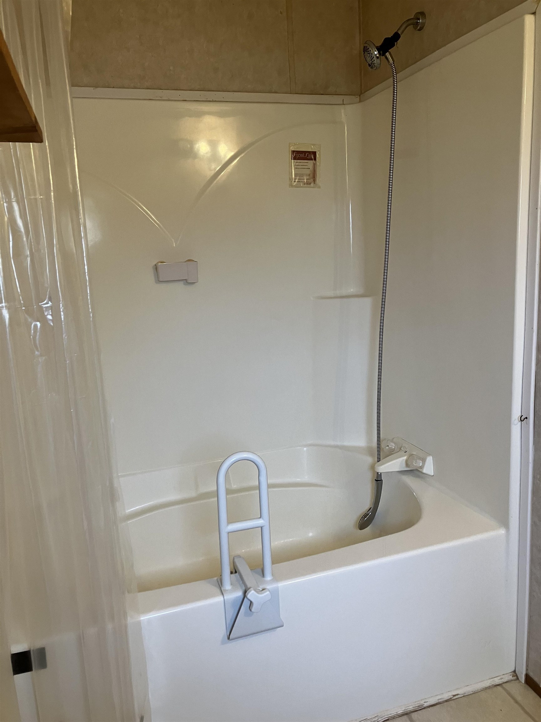 3211 East Surrey Road Clare, MI 48617 - Photo 21 of 26 Gallery Image 21
