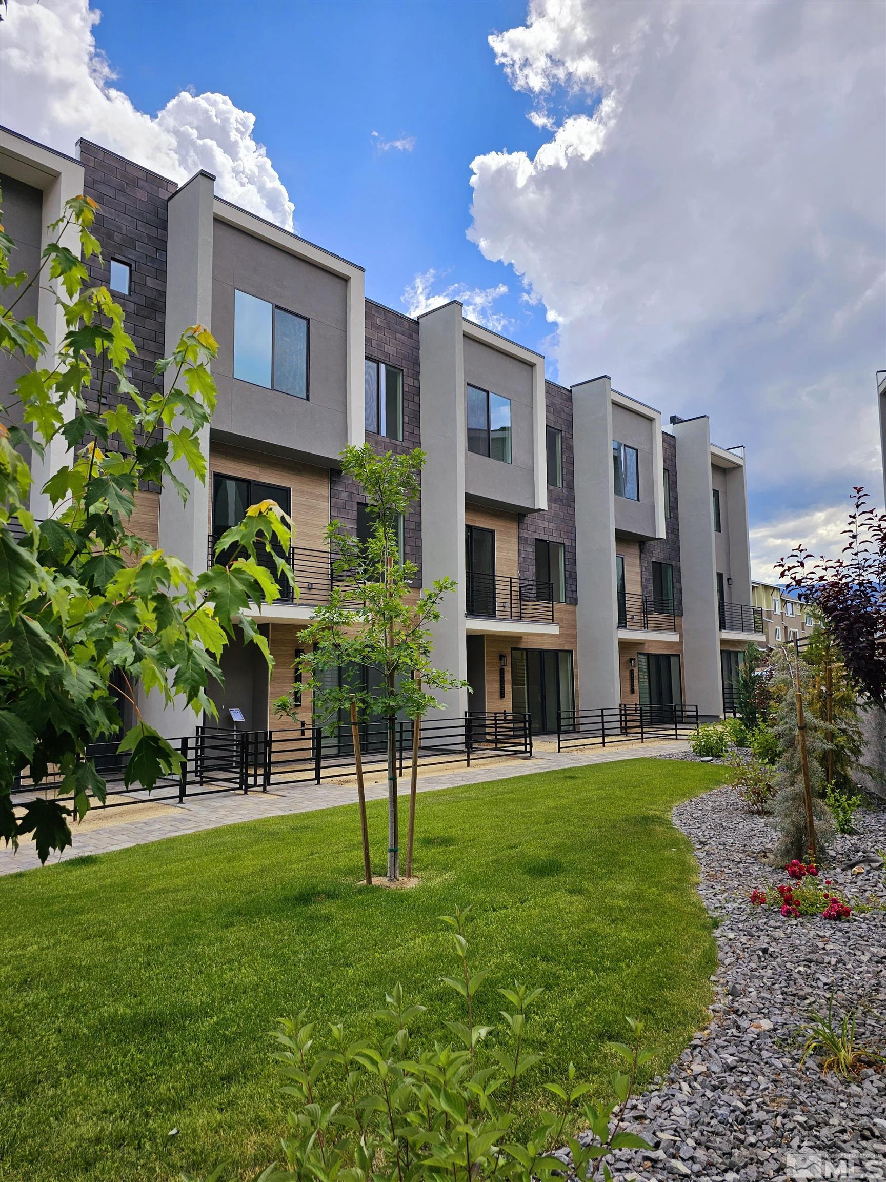 2587 Flowing Streme, Unit LOT #10 Reno, NV 89503 - Photo 16 of 19 Photo 16