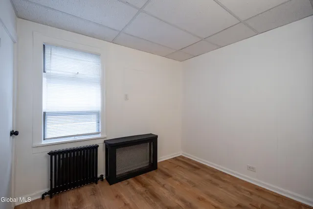 $1,895 | 364 Altamont Avenue, Schenectady, NY 12303