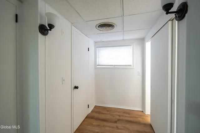 $1,895 | 364 Altamont Avenue, Schenectady, NY 12303