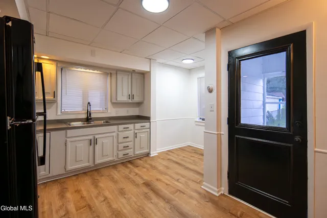 $1,895 | 364 Altamont Avenue, Schenectady, NY 12303