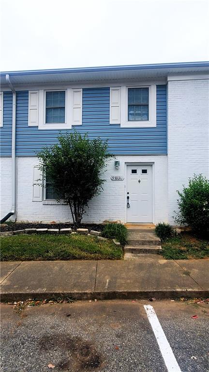 5703 Bramblegate Road, Unit L Greensboro, NC 27409 - Photo 1 of 19 Gallery Image 1
