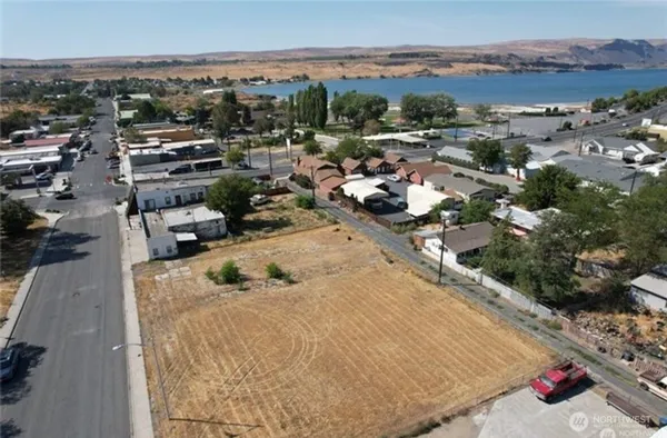 $77,500 | 0 Main Avenue East, Soap Lake, WA 98851