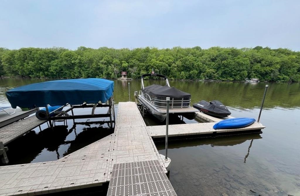 9445 North Arrowhead Shores Road Edgerton, WI 53534 - Photo 16 of 68