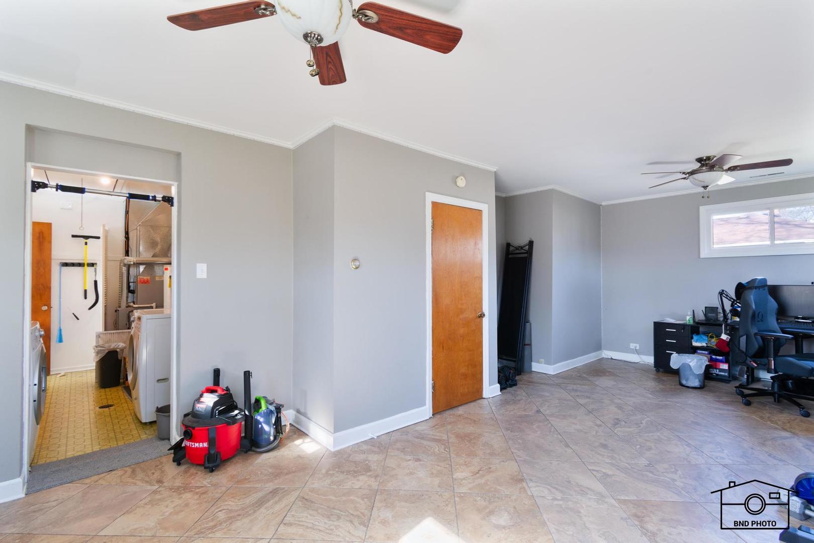 17617 Washington Avenue Homewood, IL 60430 - Photo 9 of 16 a living room with furniture