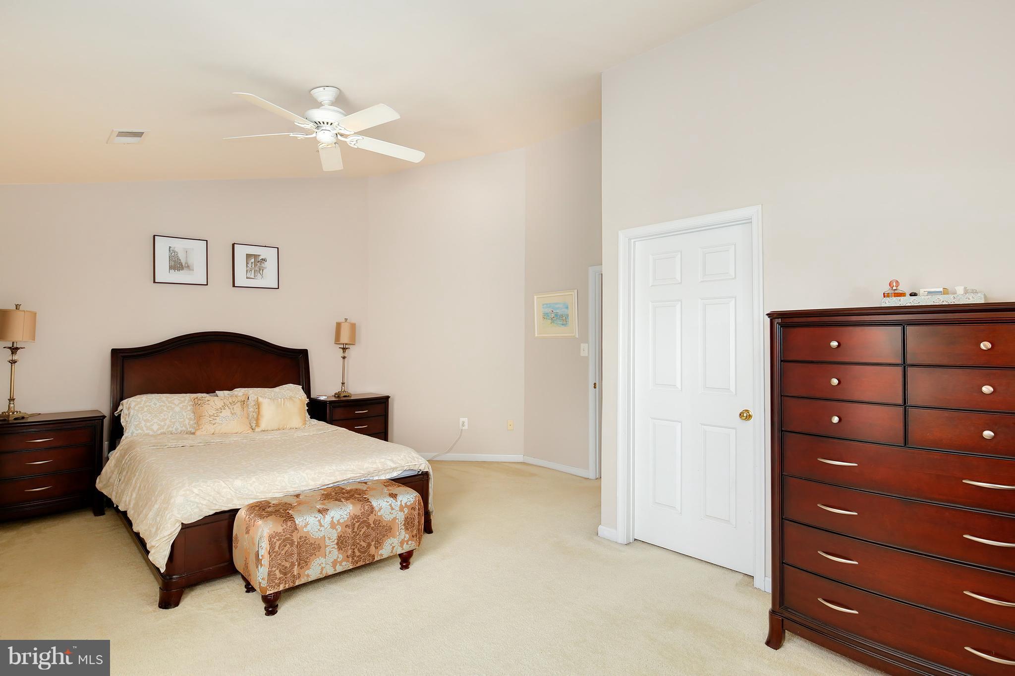 254 Braxton Way, Unit 27 Edgewater, MD 21037 - Photo 17 of 29 Bedroom (Master)