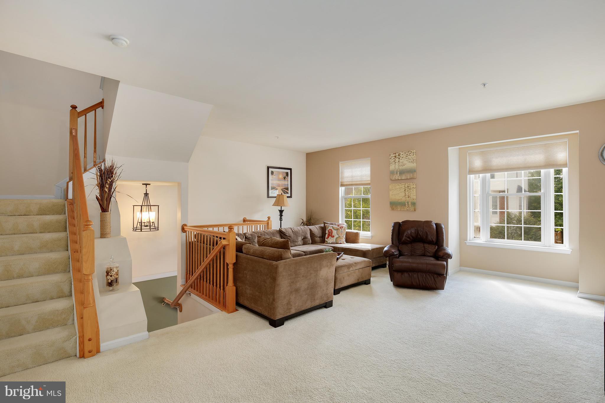 254 Braxton Way, Unit 27 Edgewater, MD 21037 - Photo 3 of 29 Living Room