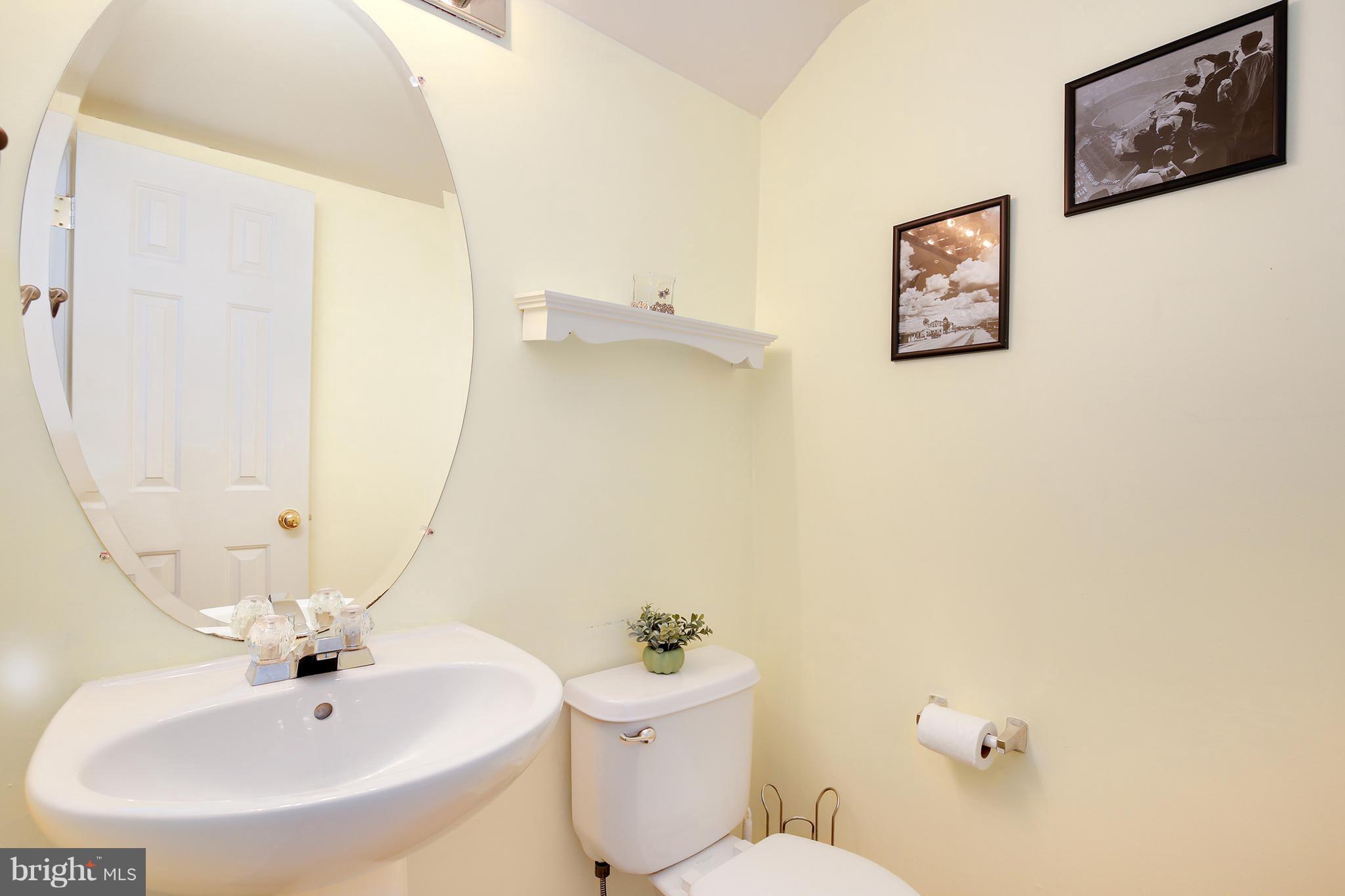 254 Braxton Way, Unit 27 Edgewater, MD 21037 - Photo 5 of 29 Bath